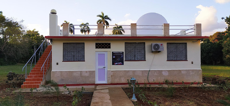 observatorios astronomicos cerca de mi Instituto De Geofísica Y Astronomía