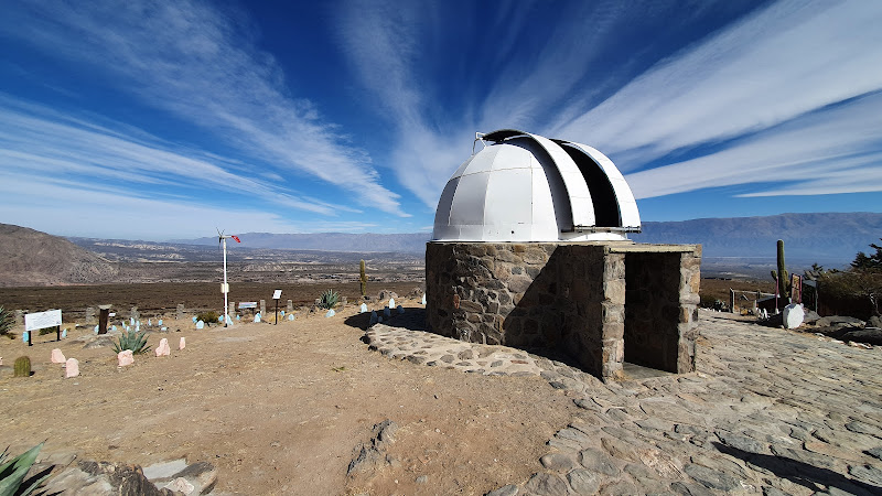 observatorios astronomicos cerca de mi Observatorio Astronómico Ampimpa