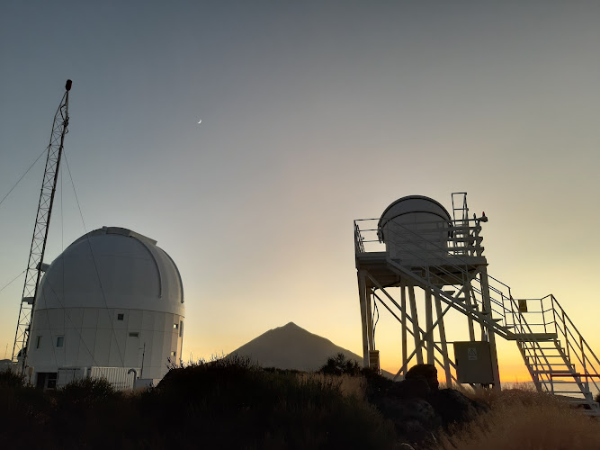 observatorios astronomicos cerca de mi Slooh Teide Observatory (Sto)